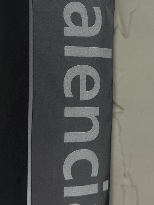 バレンシアガ Balenciaga スポーツシリーズのカラーブロック3M反射スポーツパンツ