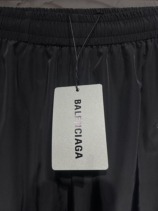 バレンシアガ Balenciaga スポーツシリーズのカラーブロック3M反射スポーツパンツ