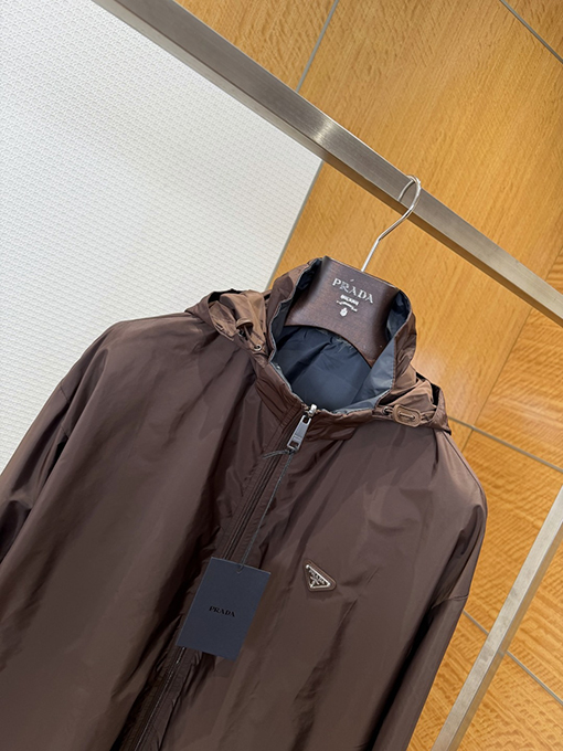 プラダ 両面リバーシブル トライアングル ロゴ フード付きジャケット
