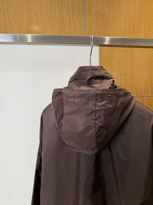 プラダ 両面リバーシブル トライアングル ロゴ フード付きジャケット