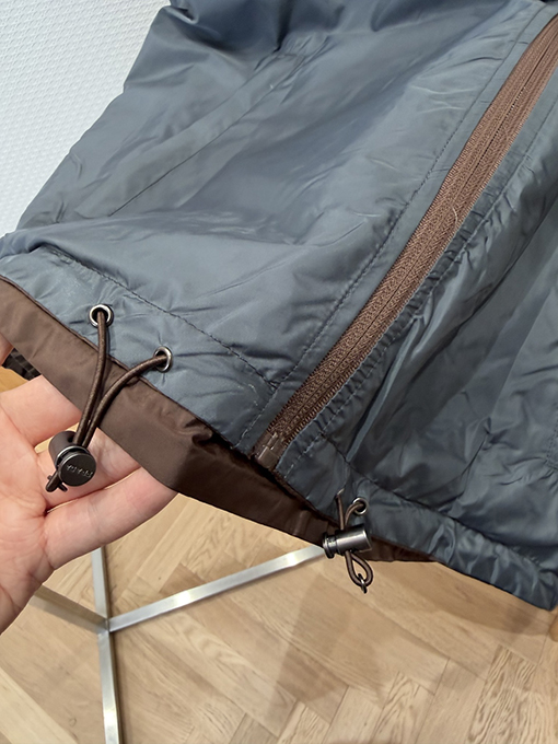 プラダ 両面リバーシブル トライアングル ロゴ フード付きジャケット