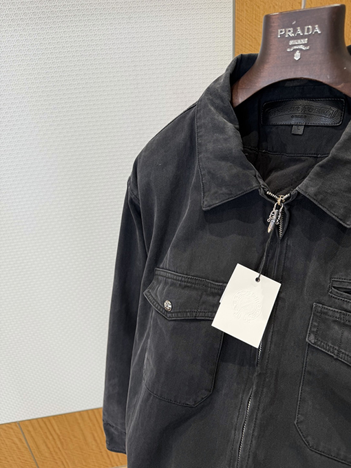 クロムハーツコピー クロス柄メタルタグ付きダメージデニムシャツジャケット
