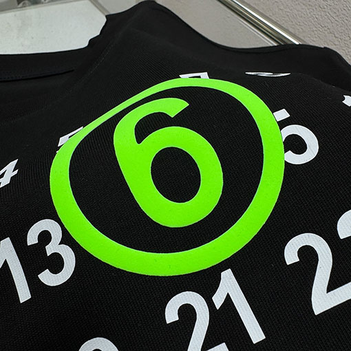 マルタンマルジェラ Maison Margiela MM6 ロゴフォームプリントの長袖ベースレイヤーシャツ