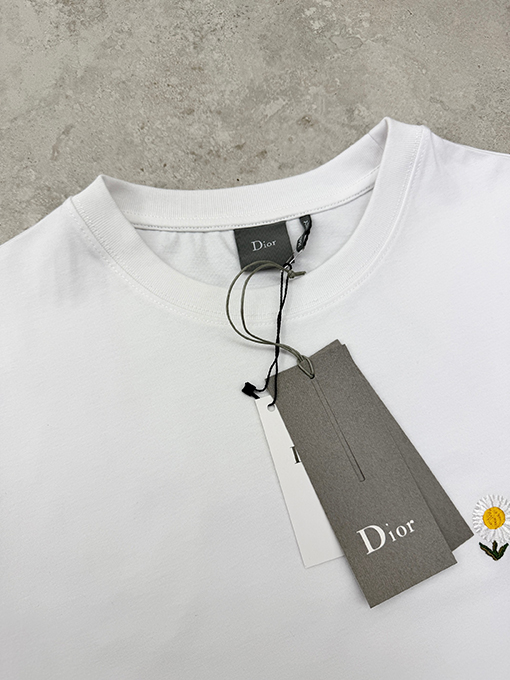 ディオールスーパーコピー DIOR デイジー刺繍半袖Tシャツ