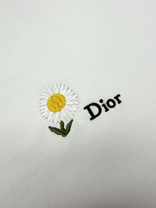 ディオールスーパーコピー DIOR デイジー刺繍半袖Tシャツ