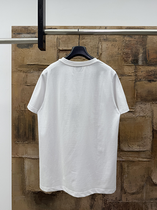 ディオールスーパーコピー DIOR デイジー刺繍半袖Tシャツ