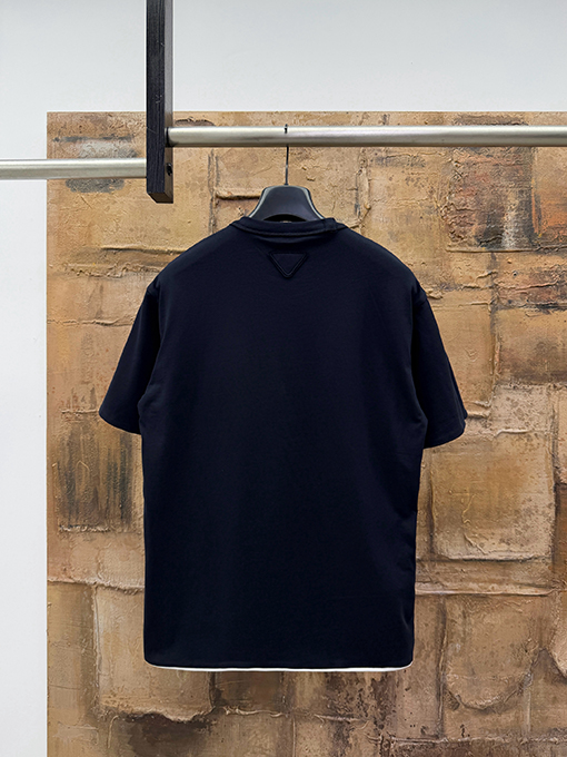 プラダスーパーコピー 両面二重構造のリバーシブル半袖Tシャツ