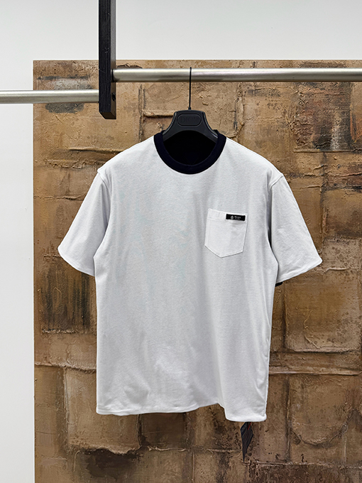 プラダスーパーコピー 両面二重構造のリバーシブル半袖Tシャツ