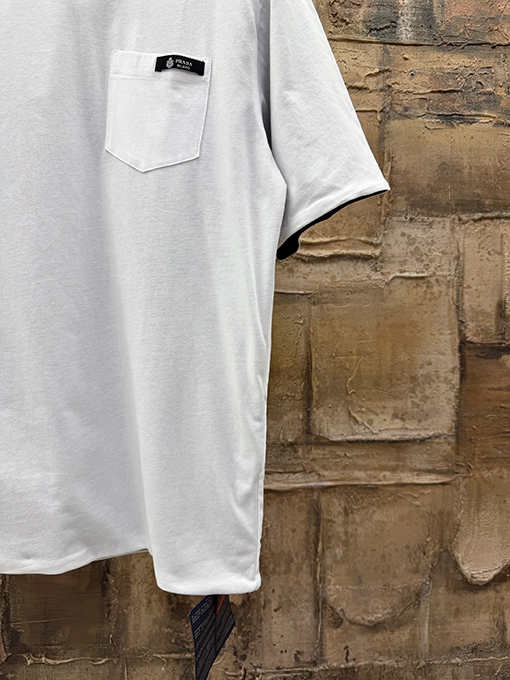 プラダスーパーコピー 両面二重構造のリバーシブル半袖Tシャツ