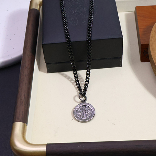 クロムハーツコピー ブラックゴールドネックレス