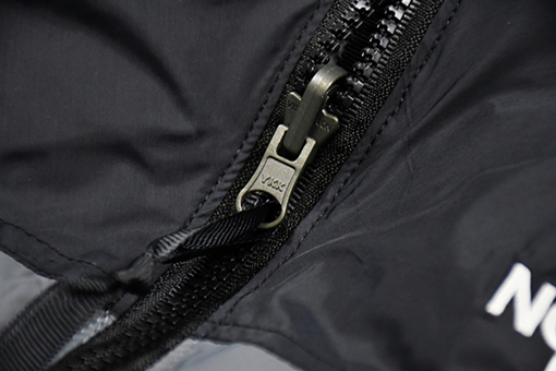 ノースフェイス The North Face X INVINCIBLE 1996 Retro Nuptse コラボレーションダウンジャケット