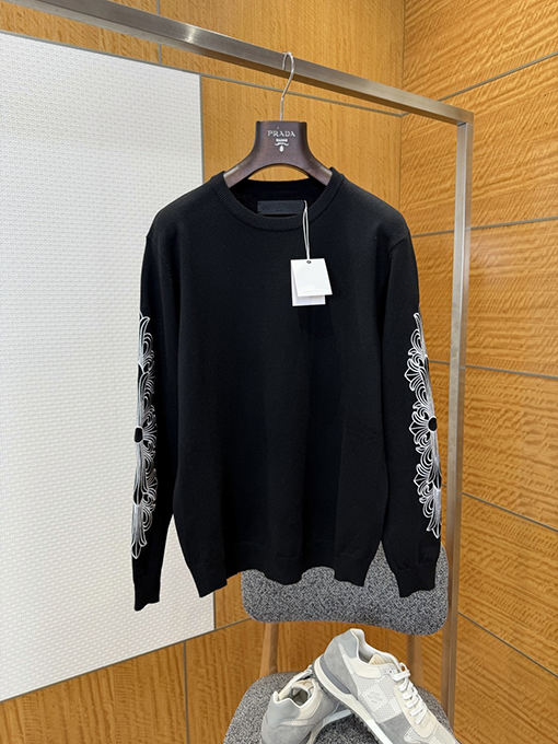 クロムハーツ スクロール柄刺繍クルーネックウールニットセーター