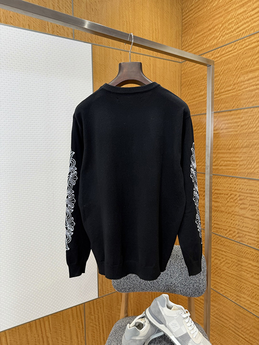 クロムハーツ スクロール柄刺繍クルーネックウールニットセーター
