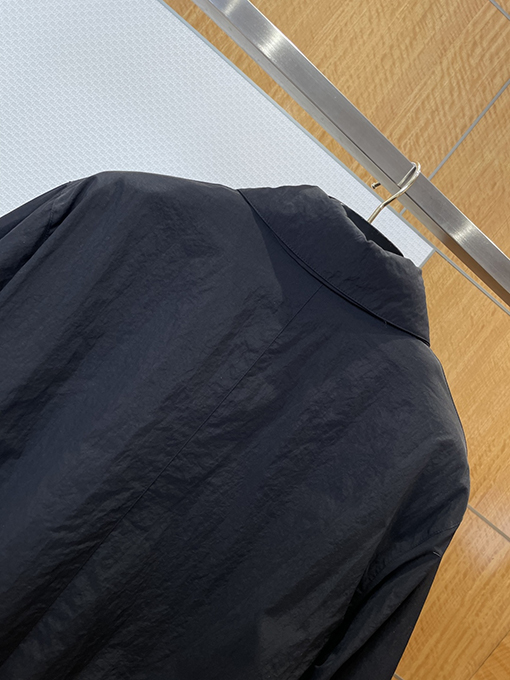 アミ メタルロゴラペルジャケット