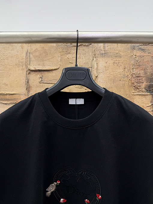 ディオール ローズ刺繍半袖Tシャツ