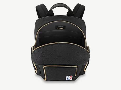 ルイヴィトン モノグラムエンボスの牛革バックパック M57972