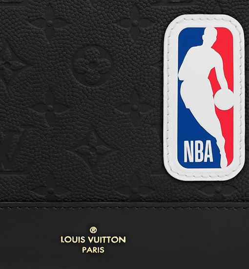 ルイヴィトン モノグラムエンボスの牛革バックパック M57972