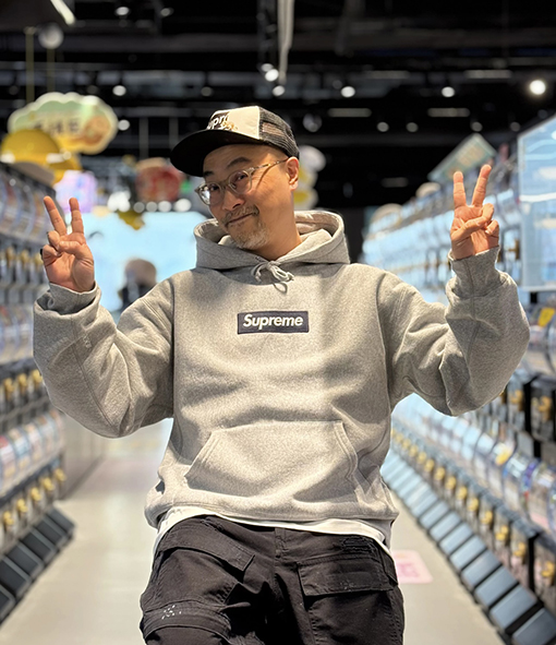 シュプリーム Supreme BOX LOGO HOODED SWEATSHIRT 刺繍ロゴパーカー