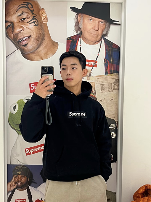 シュプリーム Supreme BOX LOGO HOODED SWEATSHIRT 刺繍ロゴパーカー