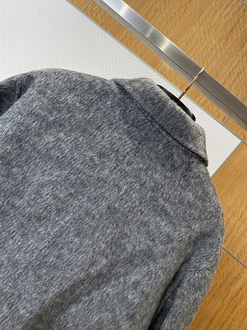 プラダスーパーコピー 三角ロゴラペルカシミアジャケット