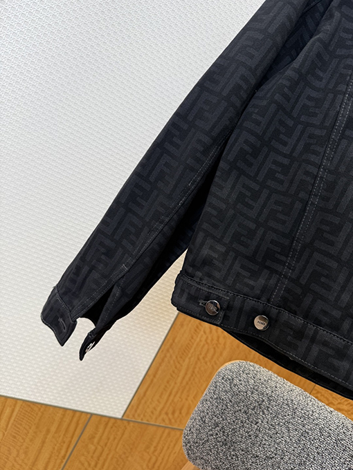 フェンディ ダブルF オールオーバージャカードデニムジャケット
