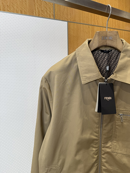フェンディ ダブルFメタルアップリケワークウェアカラージャケット