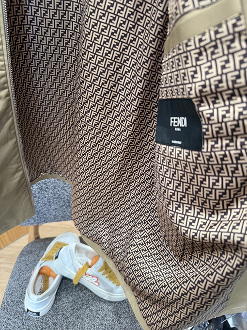 フェンディ ダブルFメタルアップリケワークウェアカラージャケット