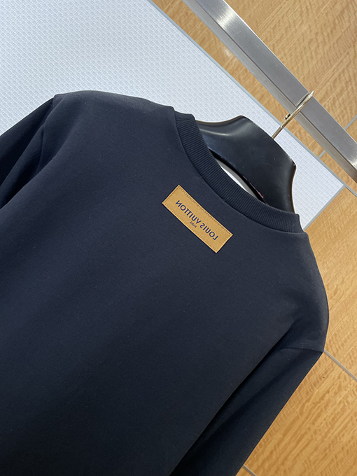 ルイヴィトンコピー LV レタージャカード刺繍クルーネックスウェットシャツ