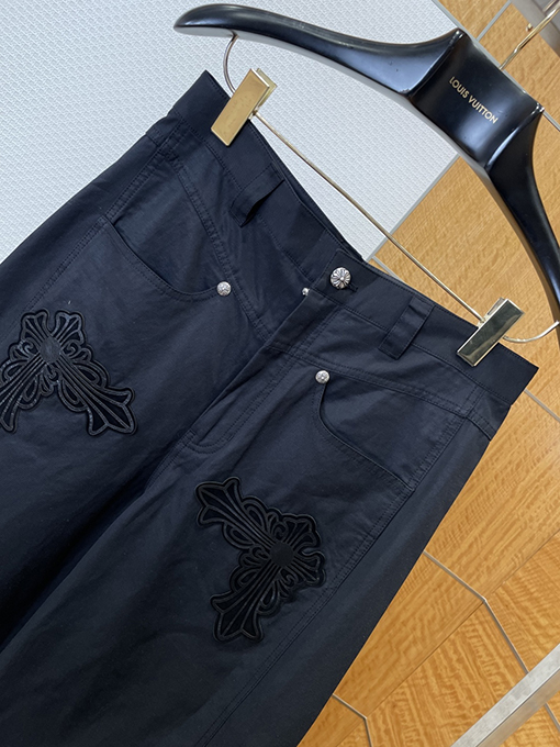 クロムハーツ スターリングシルバーのクロスステッチ刺繍りワイドレッグカーゴパンツ