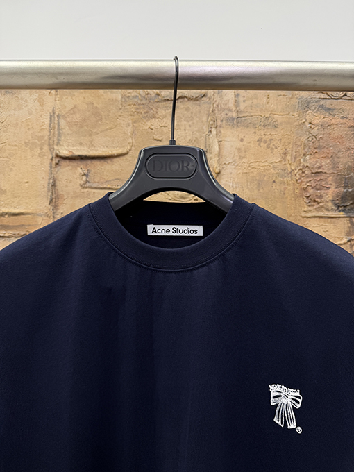 アクネストゥディオズスーパーコピー Acne Studios バタフライプリント半袖Tシャツ