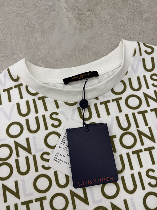 ルイヴィトン オールオーバーロゴ半袖Tシャツ