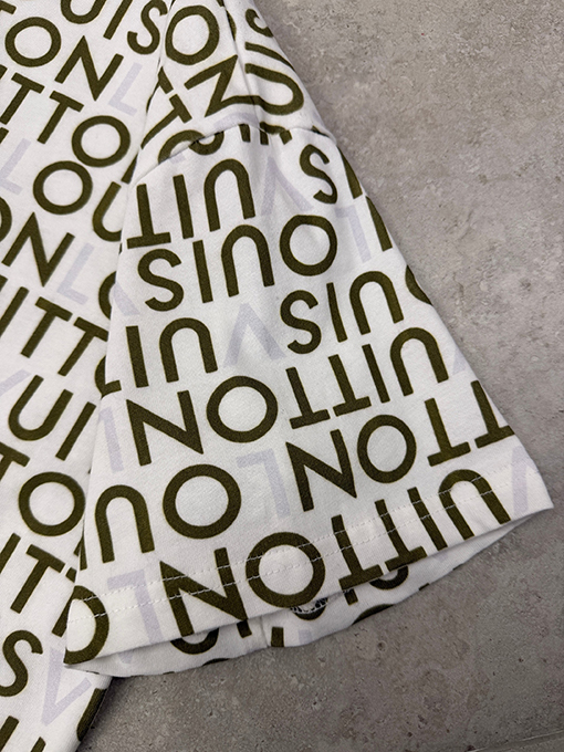 ルイヴィトン オールオーバーロゴ半袖Tシャツ