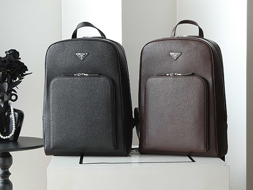 プラダ Saffiano 新しいバックパック
