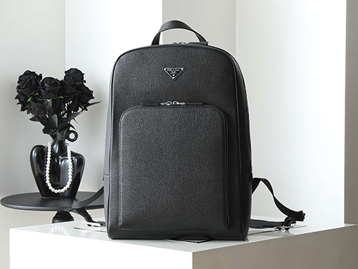 プラダ Saffiano 新しいバックパック