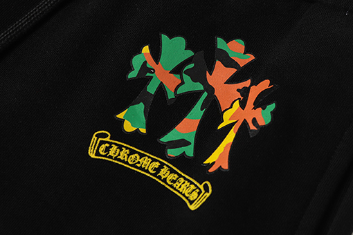 クロムハーツ サンスクリット文字プリントの白いカジュアルパンツ