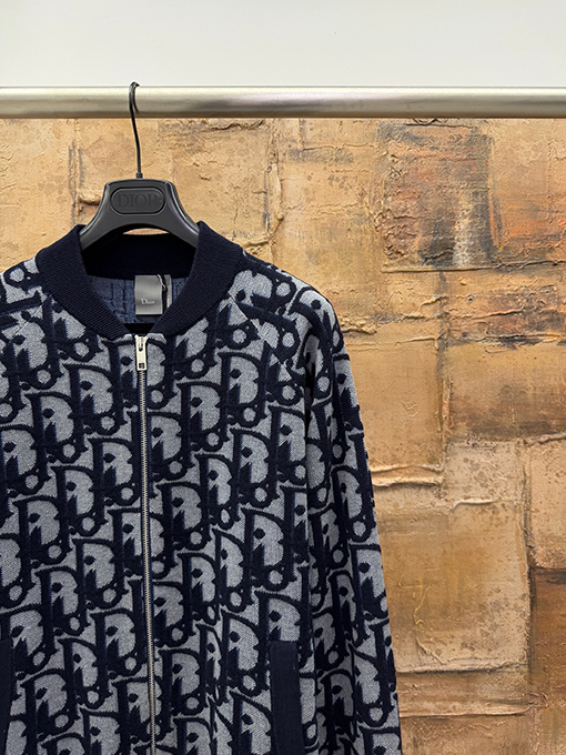 ディオール モノグラムのジップアップニットカーディガン