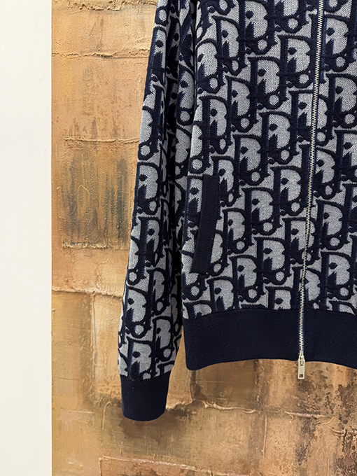 ディオール モノグラムのジップアップニットカーディガン