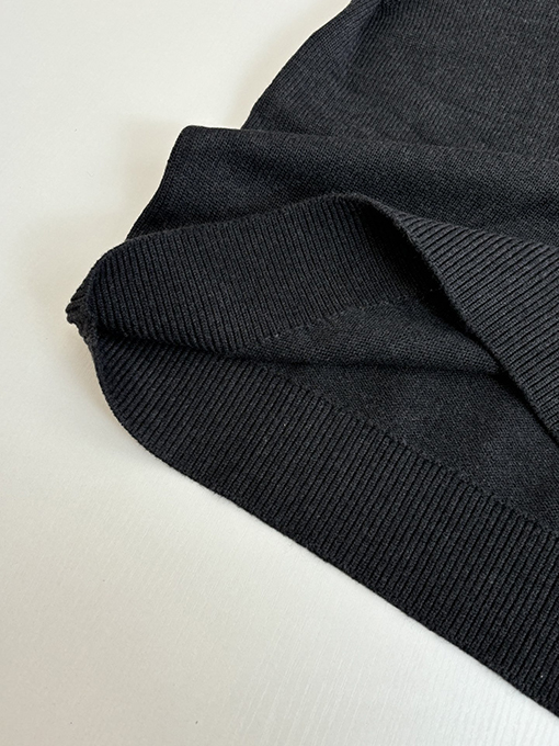 ディオールコピー ヘンリーカラーの3つボタンウール混ニットクルーネックセーター