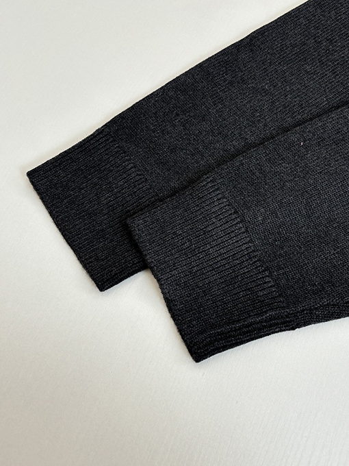 ディオールコピー ヘンリーカラーの3つボタンウール混ニットクルーネックセーター