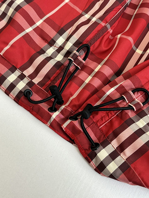 バーバリー 乗馬ライダーロゴアップリケチェックフード付きジップアップジャケット