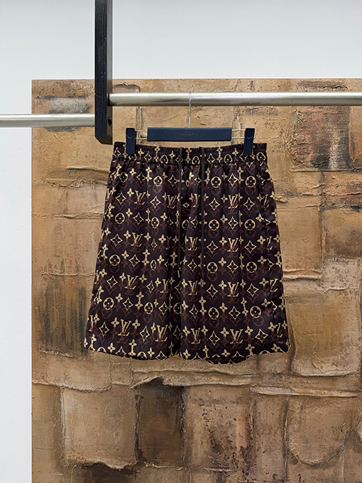 ルイヴィトン クラシックな花柄ショートパンツ