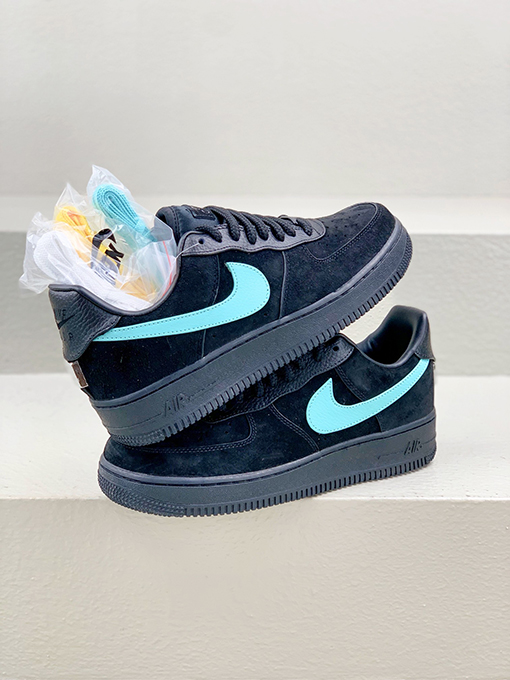 ナイキx ティファニー スニーカー コラボ Tiffany & Co. x Nike Air Force 1 Low SP