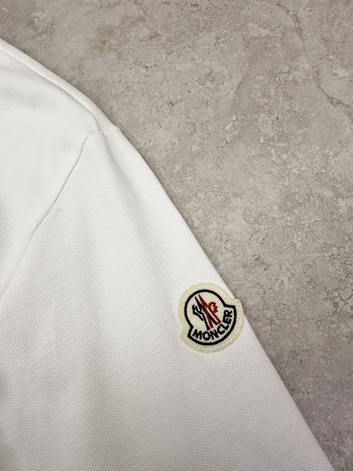 モンクレール 刺繍ロゴ半袖ポロシャツ