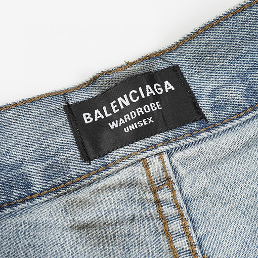 バレンシアガ Balenciaga baggy クラシックブルーのダメージオイルめ泥染め破れのジーンズ