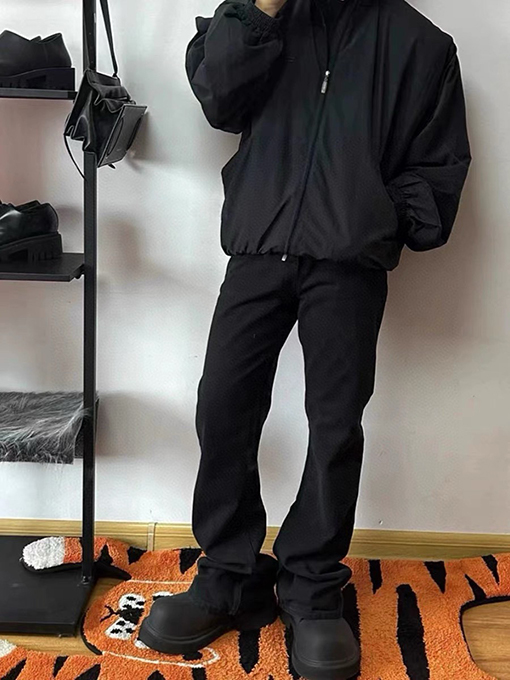 バレンシアガ Balenciaga Bootcut ベーシックなブラックのフレアストレートレッグジーンズ