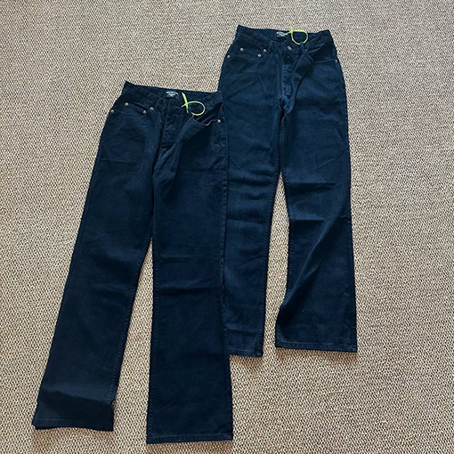 バレンシアガ Balenciaga Bootcut ベーシックなブラックのフレアストレートレッグジーンズ