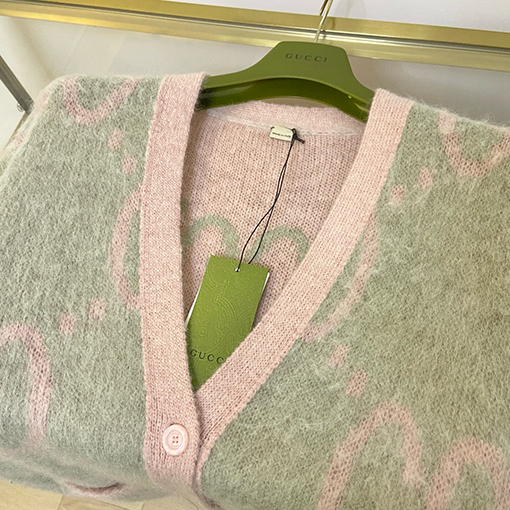 グッチ 新作モヘアニットカーディガン