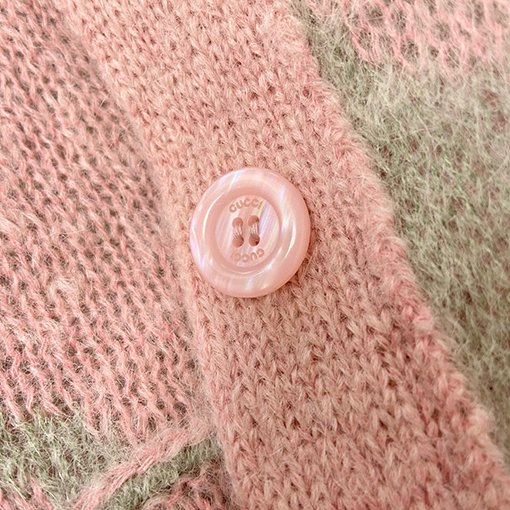 グッチ 新作モヘアニットカーディガン