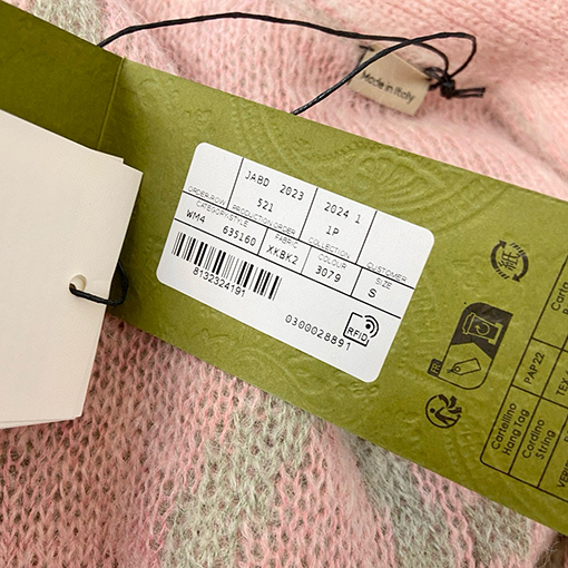 グッチ 新作モヘアニットカーディガン