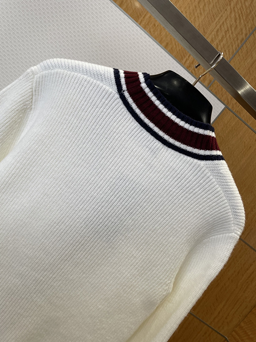 グッチコピー プレッピースタイルのウールニットカーディガン